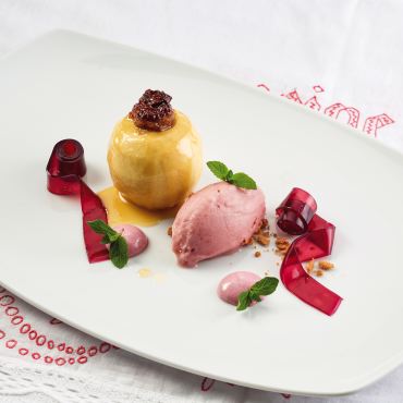 Dessert vom Bratapfel