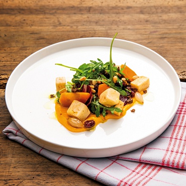 Eingelegter Bergkäse mit Rucola