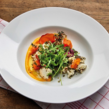 Kräuterziegenkäse mit Kürbisbalsamicopüree