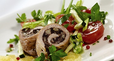 Roulade mit Blutwurstfülle