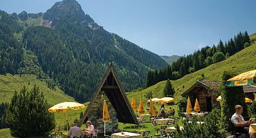 Alpengasthof-Labalm_002_Terrasse